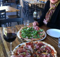 Bastoni Pizzeria - Goulburn Accommodation