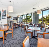 Springs Bar and Terrace - Goulburn Accommodation