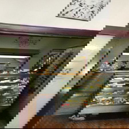 Cafe Royal - Goulburn Accommodation 0