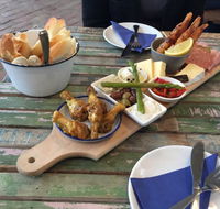 Leura Park Estate Cellar Door - Goulburn Accommodation