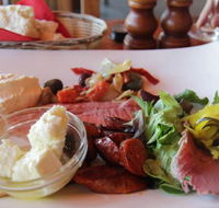 Tuki Retreat - Goulburn Accommodation