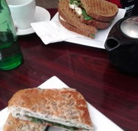 Cafe 107 - Goulburn Accommodation