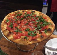 Fratelli's Wood Fired Pizza - Goulburn Accommodation