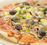 Peter Pan Pizzeria - Goulburn Accommodation
