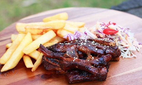 Downtown Bar & Grill - Goulburn Accommodation 5