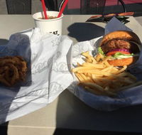 Carl's Jr. - Goulburn Accommodation
