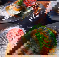 Dan's Coffee Haus - Goulburn Accommodation