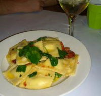 Friends Pizza Restaurant - Goulburn Accommodation