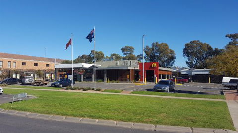 Mcdonald's Family Restaurants - Goulburn Accommodation 0