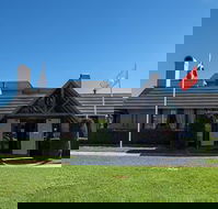 New England Motor Lodge - Goulburn Accommodation