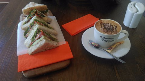 Michaels Cafe - Goulburn Accommodation 0