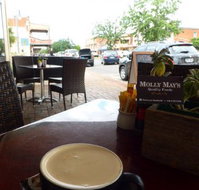 Molly May's - Goulburn Accommodation