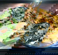 Harry's Grill - Goulburn Accommodation