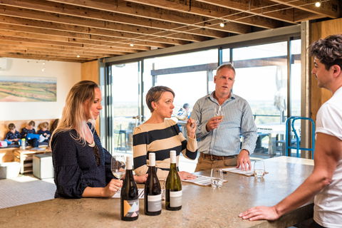 Lightfoot & Sons - Goulburn Accommodation 1