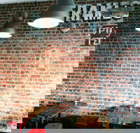 Steam  Wall - Goulburn Accommodation