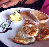 Crust - Annerley - Goulburn Accommodation