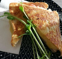 Deckchair Cafe - Goulburn Accommodation