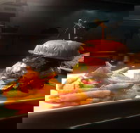 CoComo's - Goulburn Accommodation