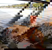 Longboard Bar and Grill - Goulburn Accommodation