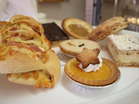 AJ's Hotbake - Goulburn Accommodation 0