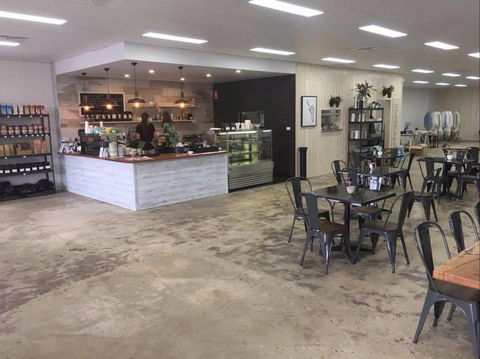 S & AJ - Goulburn Accommodation 2