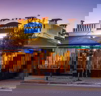Vino Lokal - Goulburn Accommodation