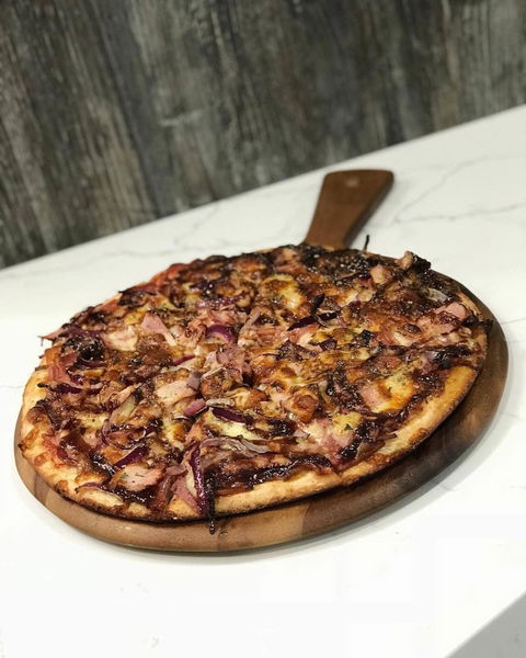EJZ Pizza - Goulburn Accommodation 0