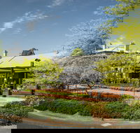 The Stirling Hotel - Goulburn Accommodation