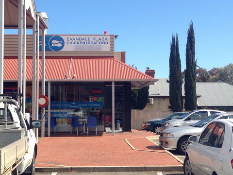 Evandale Plaza Chicken & Seafood - Goulburn Accommodation 0