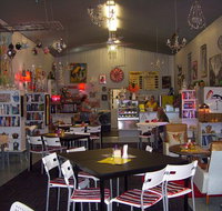 Noelene's Book Cafe
