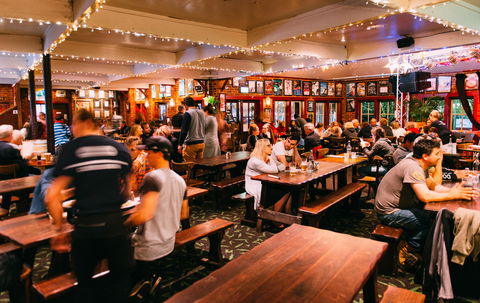 Settlers Tavern - Goulburn Accommodation 1