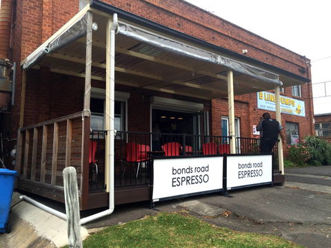 Bonds Road Espresso - Goulburn Accommodation 0