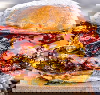 Normas Burger Bar - Goulburn Accommodation