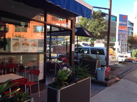 P & L Cafe - Goulburn Accommodation 0