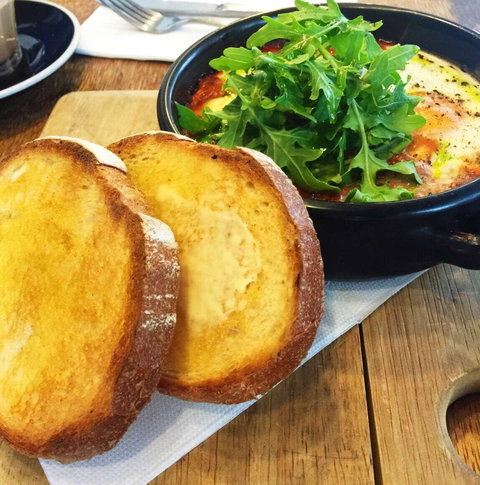 Bion Societé - Goulburn Accommodation 0