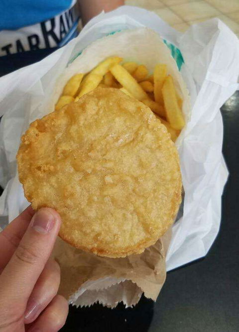 Rowville Red Rocks Charcoal Chicken - Goulburn Accommodation 0