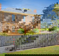 Penny's Hill Winery - Goulburn Accommodation