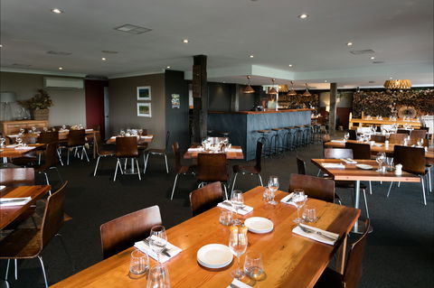 Sisters Rock Restaurant - Goulburn Accommodation 0