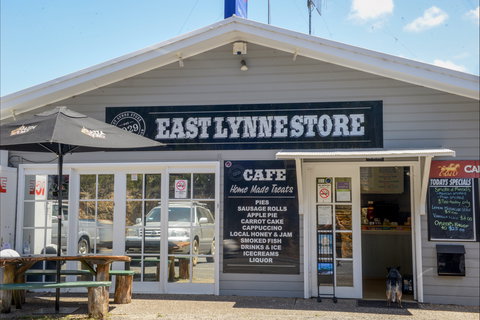 East Lynne Store - Goulburn Accommodation 0