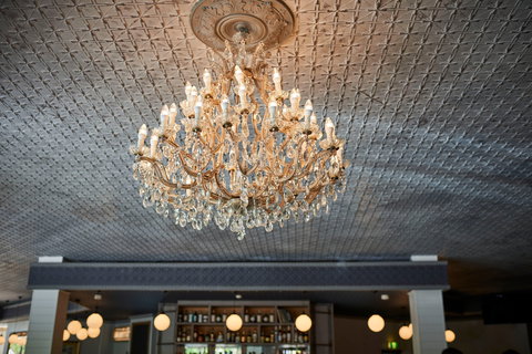 Mayfair Lane Pub And Dining Room - Goulburn Accommodation 1