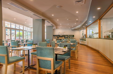 Poolside Restaurant And Bar - Goulburn Accommodation 1