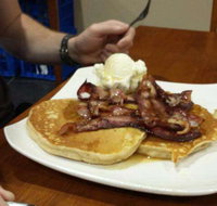 Sugar Maples - Goulburn Accommodation