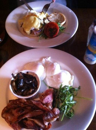 L'Espresso - Goulburn Accommodation 0