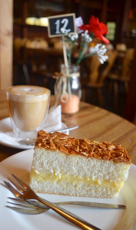Lyndoch Bakery & Restaurant - Goulburn Accommodation 4