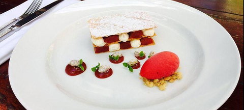Malt & Honey - Goulburn Accommodation 2