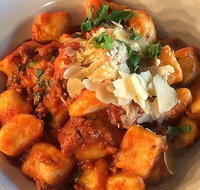 Madison's Wood Fired Cafe - Goulburn Accommodation