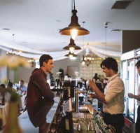 Sneaky's Restaurant - Goulburn Accommodation