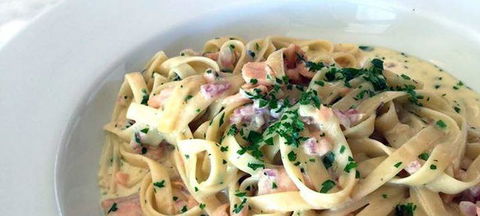The Apple Tree Cafe - Goulburn Accommodation 3