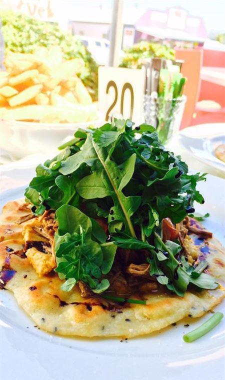 The Apple Tree Cafe - Goulburn Accommodation 4