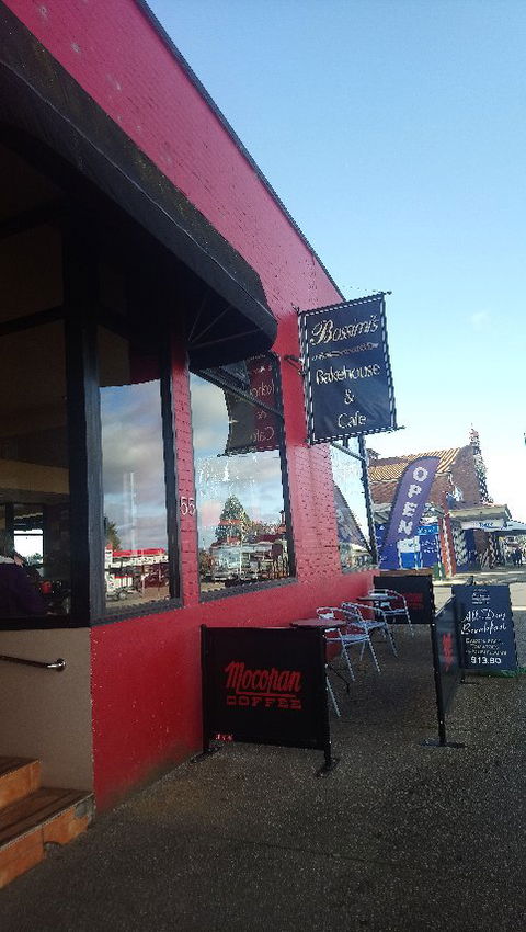 Bossimi's Bakehouse & Cafe - Goulburn Accommodation 5